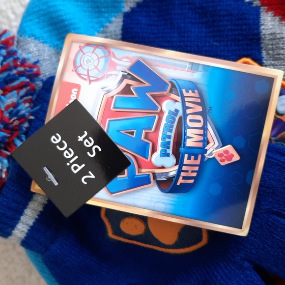 3 for $30. Little kids Paw Patrol hat and glove set - Picture 3 of 12